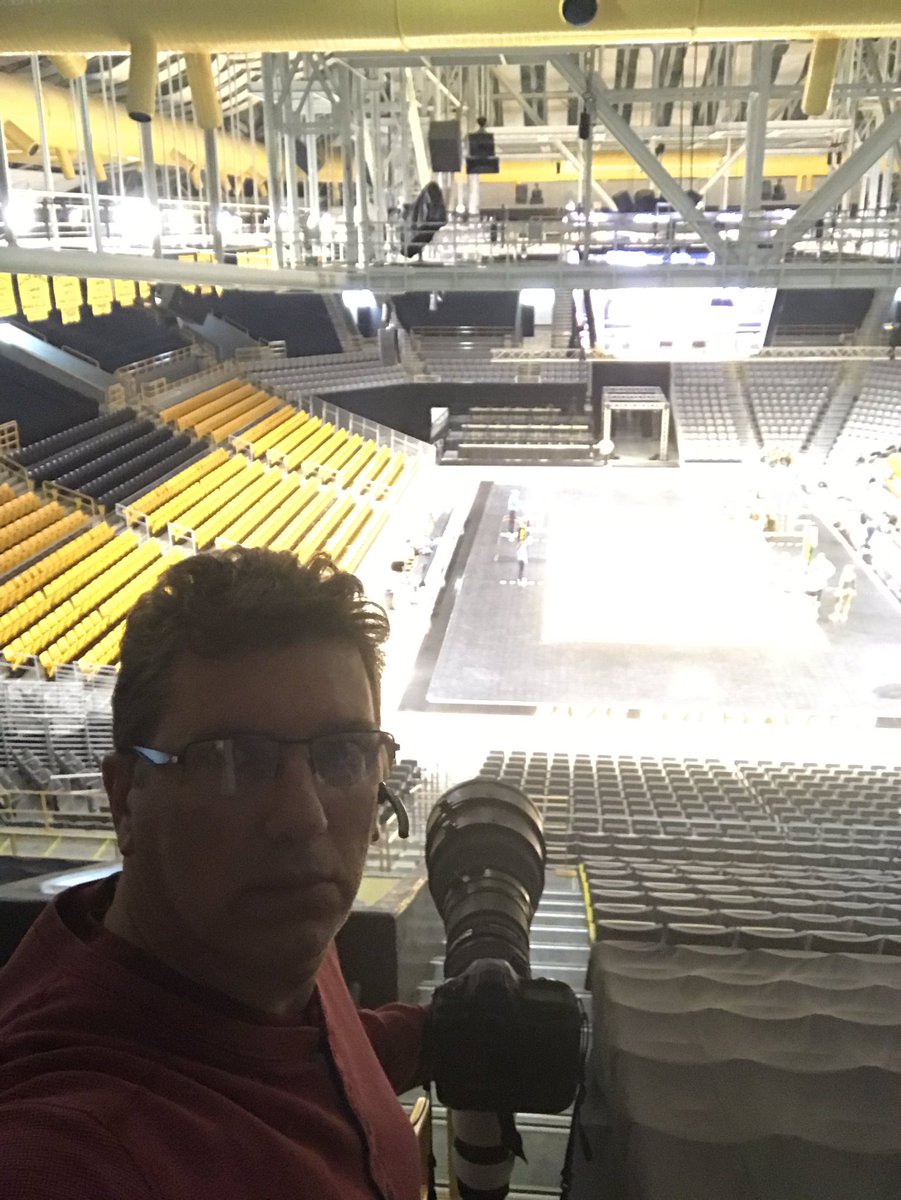 TimCowie's tweet photo. Coach @VB_CoachGinipro is my hero! #appvb https://t.co/m0v9yXaRki