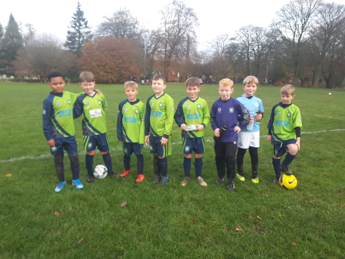 NoelTopping's tweet photo. U9's Whites,Reds and Yellows came together to form a team this morning. Played well together in true Mossbank spirit!#MossBankJFC #grassroots @mossbankjfc https://t.co/eum8ZEyg2C