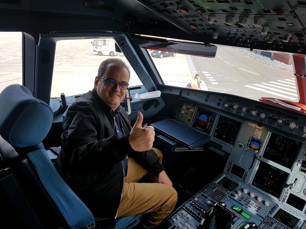 Embarquement pour la #formation #socialselling #LinkedIn #paris du 10 décembre 
👉Reste 3 places à bord... 
Plus d'informations ? Me contacter sur philippe.attal@outlook.com 
👊 Prenons de bonnes Réseaulutions !