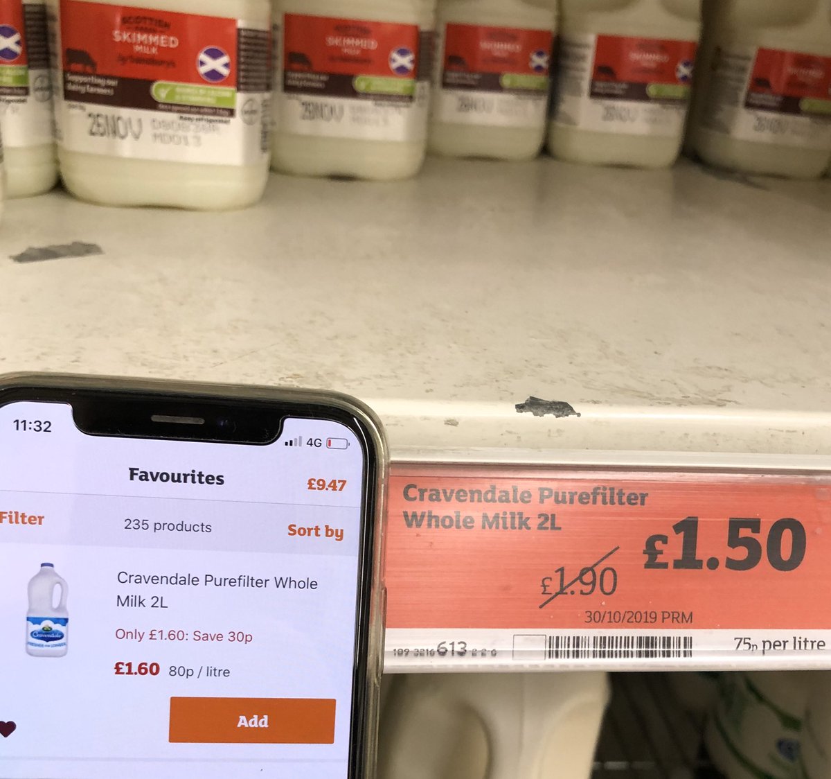 Funky_FX's tweet photo. @sainsburys A little bit of a pricing difference between online and in-store at Edinburgh Craigleith today.
Fyi: @dmasson1972 #Sainsbos https://t.co/J5vrokJH1h