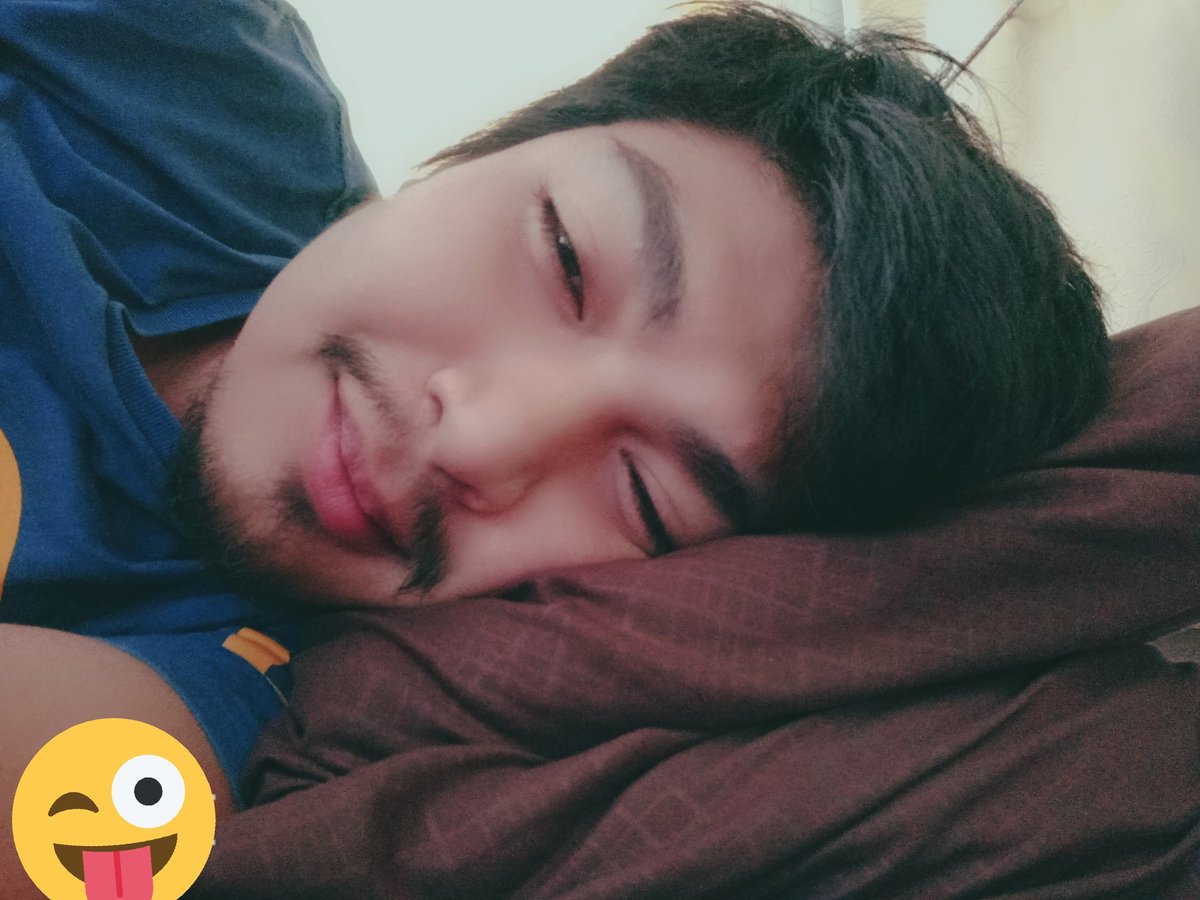 F33Hafiz's tweet photo. ว่างก็ มาให้กอดมั้งน่ะ คิดถึง 55+ https://t.co/rgjZsqxsOz