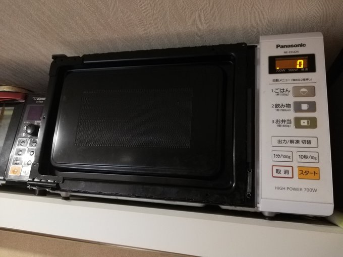 電子レンジが予想をはるかに超える壊れ方で天寿を全う これずるいだろ 電子レンジが予想をはるかに超える壊れ方で天寿を全う これずるいだろ