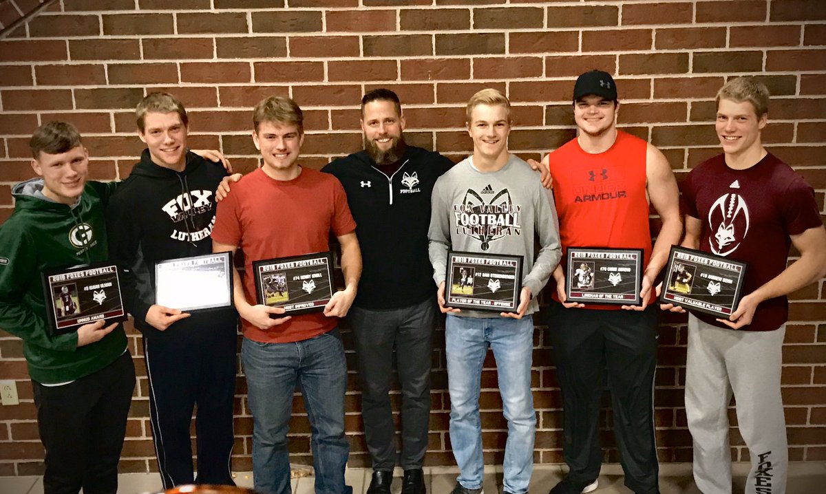Congrats to all our Seniors on a phenomenal season! Award winners are (L-R)
Isaiah Ulman- Umnus Award
Josiah Behm-Player of the Year-Defense
Henry Knoll- Most Improved
Sam Steigenberger- Player of the Year- Offense
Chris Ahrens-Lineman of the Year
Andrew Behm- MVP
#FVLFootball