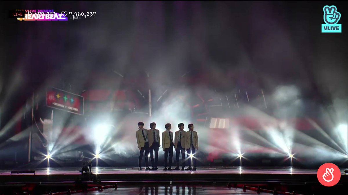 AndyJuni1's tweet photo. Congrats TXT🙏🎉
Thank you for today's amazing performance. Thank you for showing your best. You are very handsome. MOA is very proud of you guys.
#TXT
#TOMORROW_X_TOGEHTER 
#YEONJUN 
#SOOBIN 
#BEOMGYU 
#TAEHYUN 
#HUENINGKAI 
@TXT_members @TXT_bighit_IDN https://t.co/yUH85h0fc6