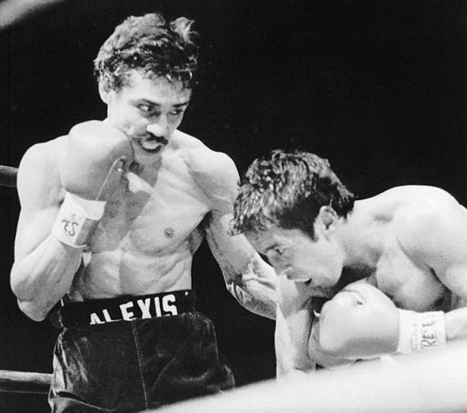 1979:Alexis Argüello made the sixth defence of his WBC Super Featherweight ...