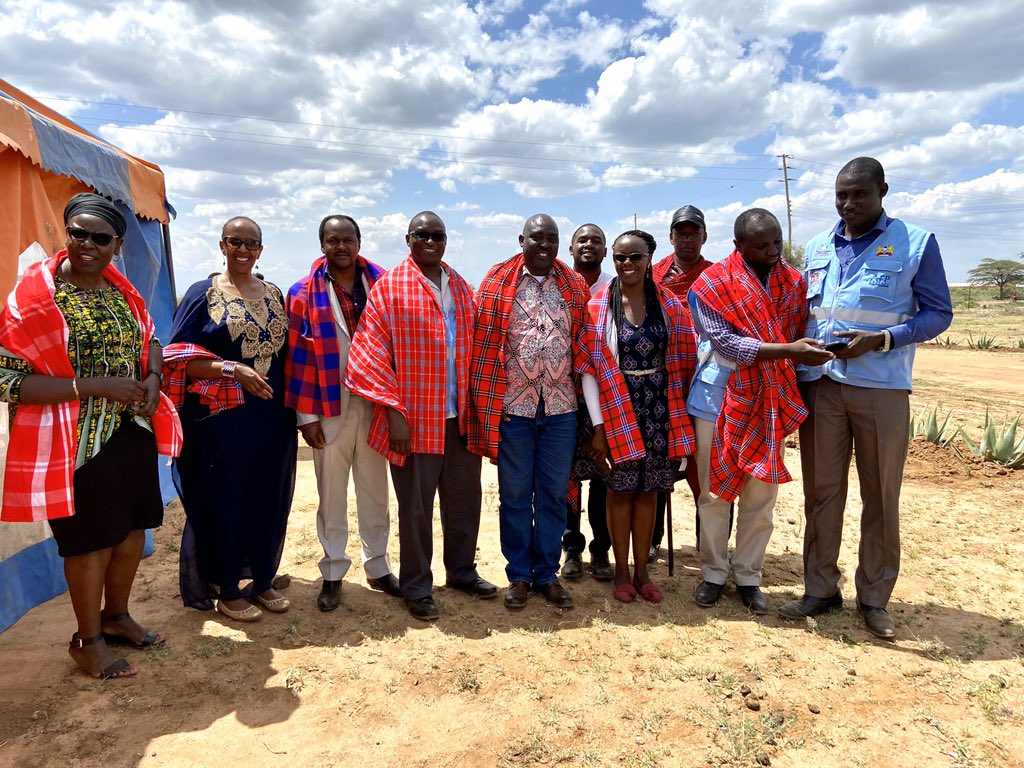 judypam's tweet photo. .what a day! Celebrating the graduation of @KajiadoGov #CommunityBasedDistributors with @Jhpiego @AFP @inSupplyJSI @JSIhealth #CBDs expand access to Family planning at the community level. https://t.co/EtaaYZUlng