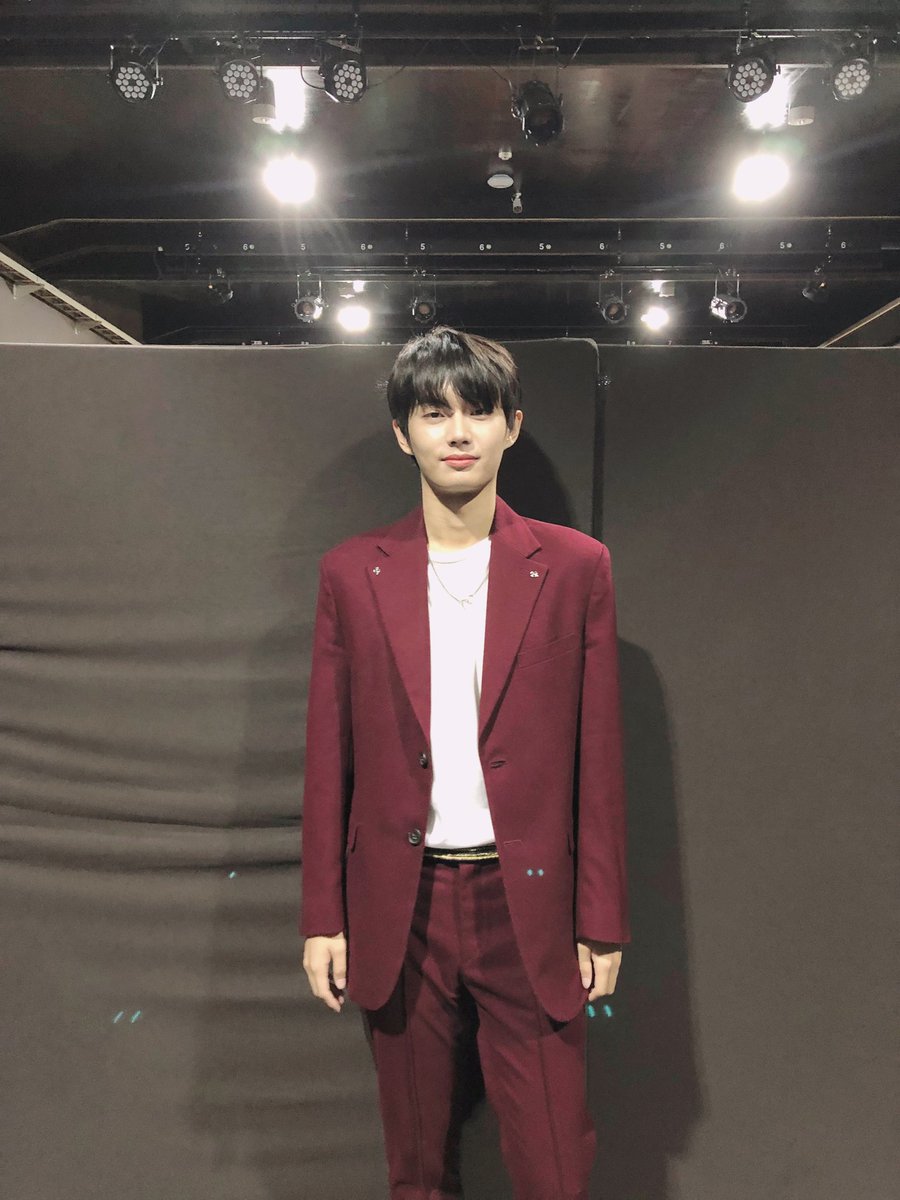 #JINLONGGUO 
本日は 《JINLONGGUO 2019 OSAKA SEASON LIVE》にお越し頂きありがとうございます💝

ついに明日は最終日です💭😣😢
#当日券 🎫も準備していますので
ぜひご参加ください

🎤19:00~
#G8NUMBERGATE にてお待ちしております

最終日も楽しみましょう❣️

#キムヨングク
#김용국
#大阪