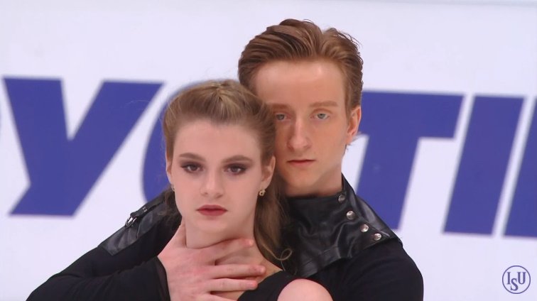 GP - 5 этап. Rostelecom Cup Moscow / RUS November 15-17, 2019 - Страница 18 EJfzpdQXUAAwGtA?format=jpg&name=900x900