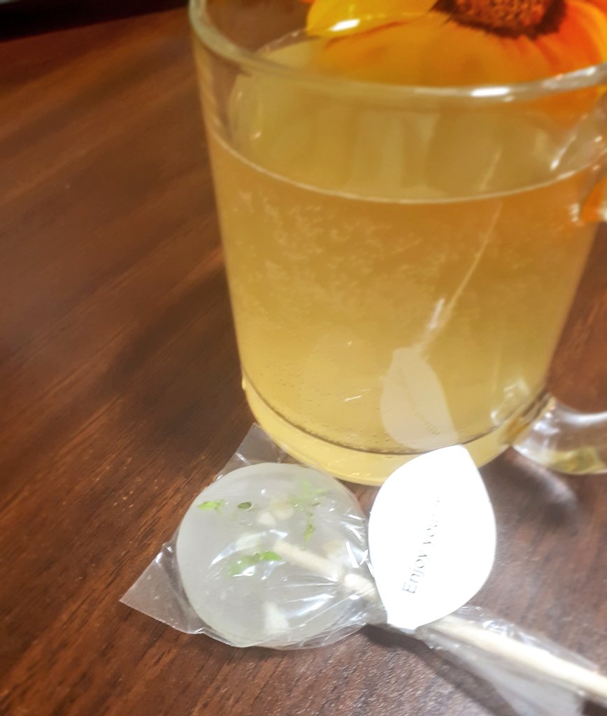 My  homemade green tea Kombucha and sugar-free candy with thyme and lemon. #healthysweets 🍭