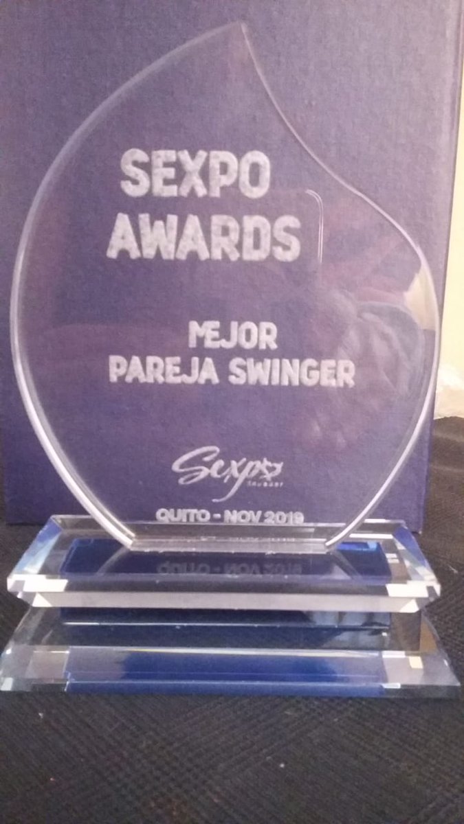 Anoche en la gala de la <a href="/SexpoEroticaEC/">Sexpo Erótica</a> felices por haber ganado el premio a la MEJOR PAREJA SWINGER DEL ECUADOR.

Un galardón que no es para nosotros, sino para ustedes, quienes nos apoyan y entregan su confianza, seguiremos ofreciendo las mejores experiencias para ustedes...