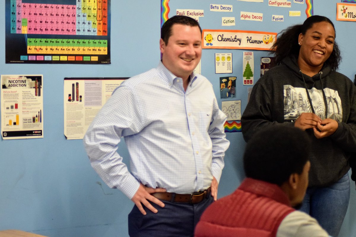 SShoreCharterPS's tweet photo. Great visit from State Senator Patrick O'Connor. On Friday, Senator O'Connor visited K-12 classrooms to meet students, teachers, and staff. What a terrific day! #southshorecharter #sscps #masscharters #EdThatAddsup https://t.co/7Q16otrHAb