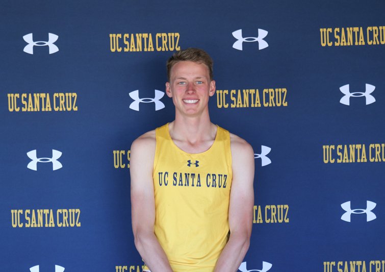 UCSCAthletics's tweet image. Paul Colosi qualifies for his 4th NCAAs &amp;amp; Hayden Johnson qualifies for his 1st after finishing 13th &amp;amp; 15th at West Regionals. @SlugTrack men finish 3rd,have to wait to see if they get a team invite to Nationals next week in Louisville.
#d3xc 
#goslugs #NoKnownPredators