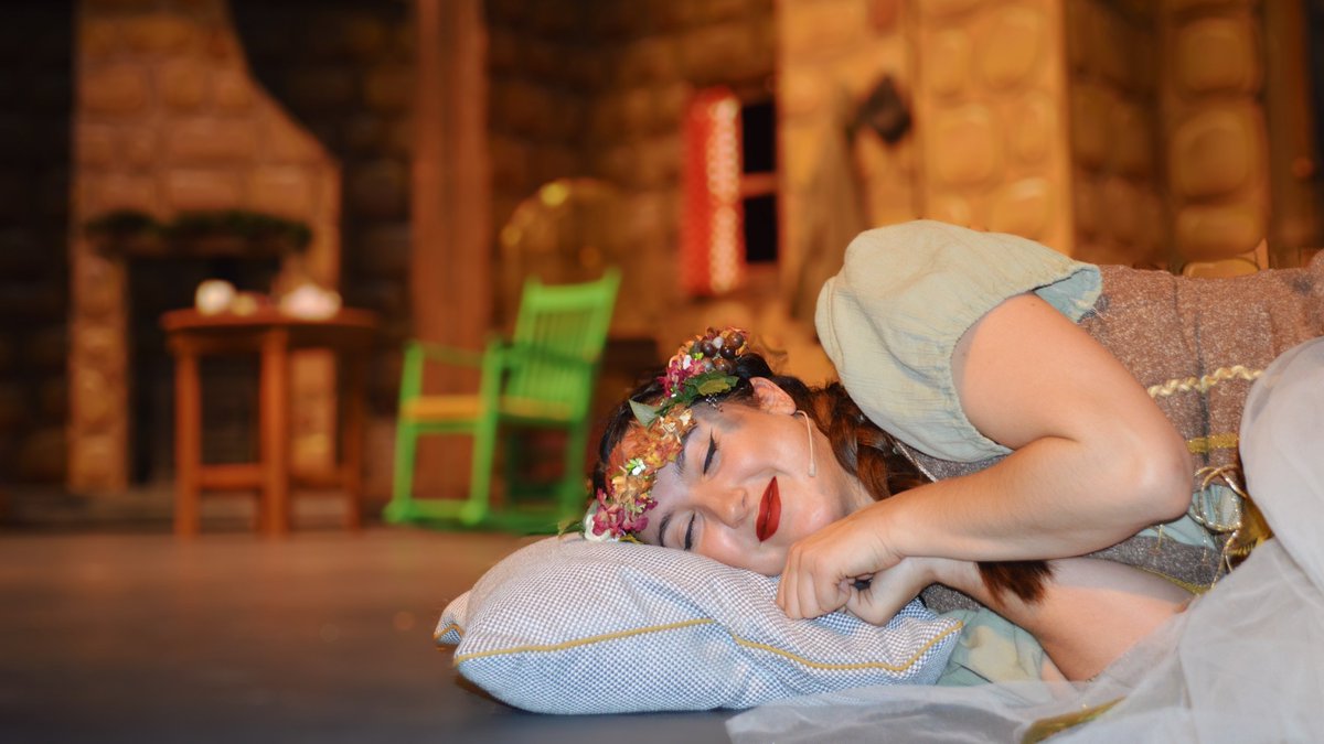ONLY 15 MORE SLEEPS 
<a href="/Theatrepaignton/">Palace Theatre Paignton</a> from 30th Nov #Paignton <a href="/WhatsOnPaignton/">Paignton Devon</a> <a href="/Paignton_Devon/">Paignton Devon</a> @enjoytorbay @TorbayTDA
<a href="/DevonLife/">Devon Life</a> <a href="/welovetorbay/">We Love Torbay</a> <a href="/TorbayCulture/">ＴＯＲＢＡＹ ＣＵＬＴＵＲＥ 💗</a> <a href="/Torbay_Council/">Hito Prajapati</a> <a href="/DevonTwitAssist/">Martin Bignell</a> 
<a href="/Conf_EngRiviera/">ConfEnglishRiviera</a> <a href="/Torbay_Hour/">#TorbayHour</a>