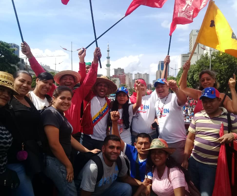 Alegría es lo que se siente en las calles de Caracas con la marcha antiimperialista ¡Fuera los traidores! Nuestra patria es territorio de paz, es territorio de la revolución ¡Que nadie se equivoque! #VenezuelaContraElFascismo