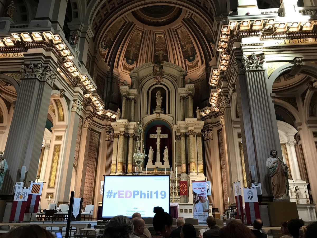 cventuris's tweet photo. ED research conference beginning #reDPhil19 ⁦@CollabClassroom⁩ ⁦@cventuris⁩ https://t.co/k8qWCU1HZn