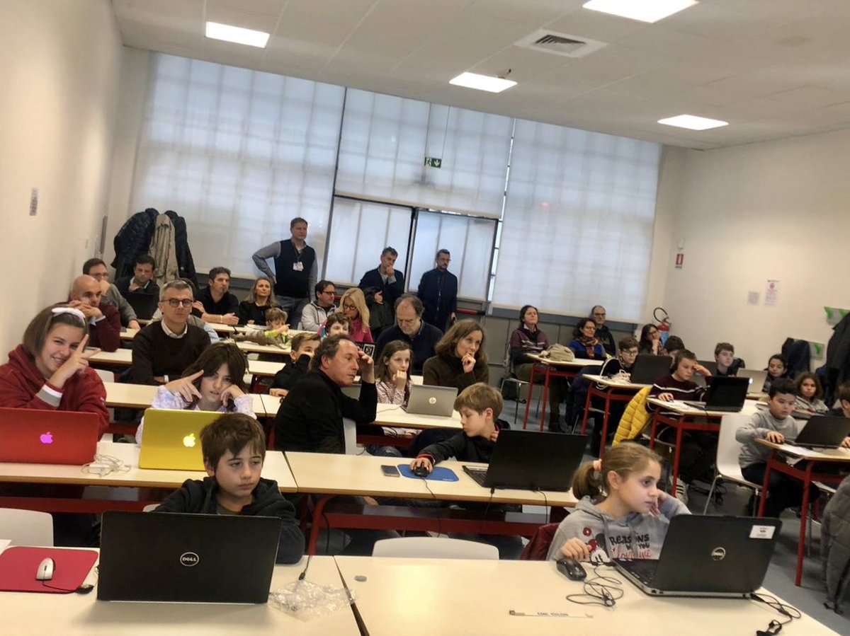 CoderdojoFVG's tweet image. Partiti! #CoderDojo in diretta da @Udine3D Forum!