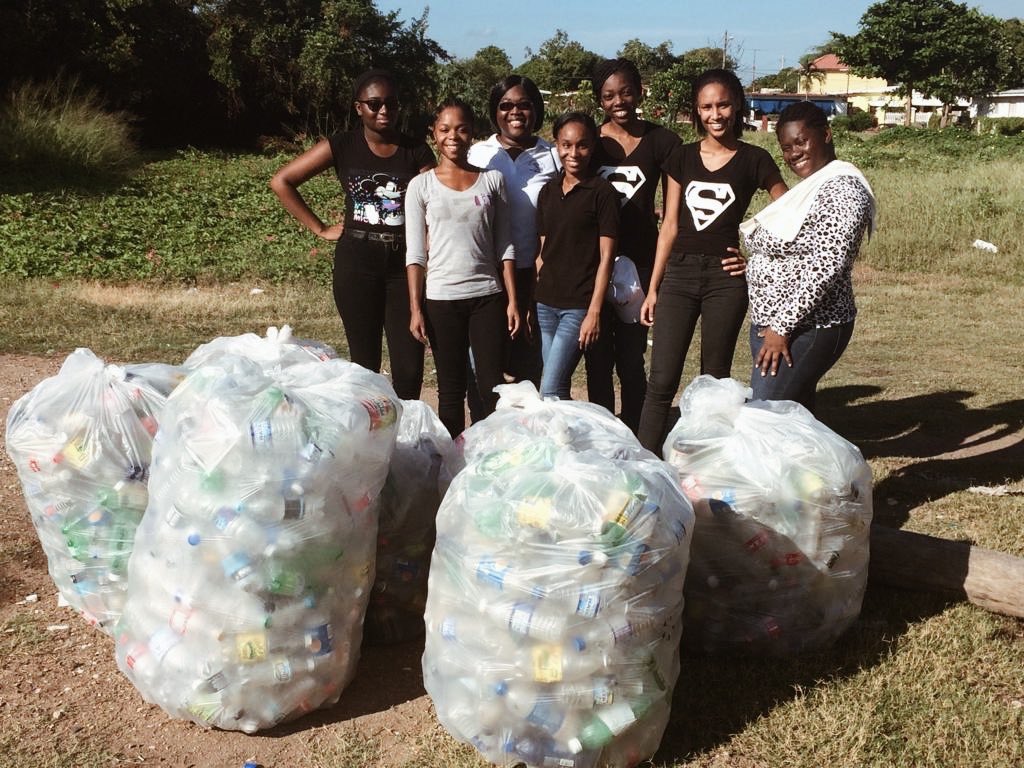 We take care of our environment and currently we are the leading block in the plastic bottle recycling Competition. 
💜🌎♻️💪🏾👏🏾
#keepwiislandclean #dynamighty