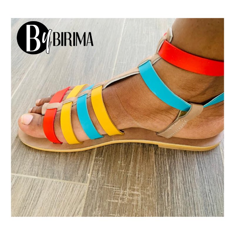 ByBirima's tweet photo. Colorez votre week-end avec ce modèle Fanaa 😉
Soléneko taamé, dotou léneko waathieu 😂
📥 : FANAA 151
👣 : 37 à 47 sur commande
📱 : 221 77 725 00 00
💰 : 13 000 F Cfa
🇸🇳 : ❤️
#Evaa #MadeinSenegal #ByBirima @ByBirima
#VotreChaussologue 😎#LocalAttitude #Kebetu https://t.co/WYThI5dLFP