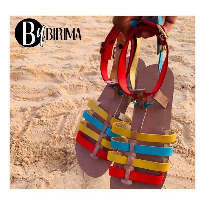 ByBirima's tweet photo. Colorez votre week-end avec ce modèle Fanaa 😉
Soléneko taamé, dotou léneko waathieu 😂
📥 : FANAA 151
👣 : 37 à 47 sur commande
📱 : 221 77 725 00 00
💰 : 13 000 F Cfa
🇸🇳 : ❤️
#Evaa #MadeinSenegal #ByBirima @ByBirima
#VotreChaussologue 😎#LocalAttitude #Kebetu https://t.co/WYThI5dLFP
