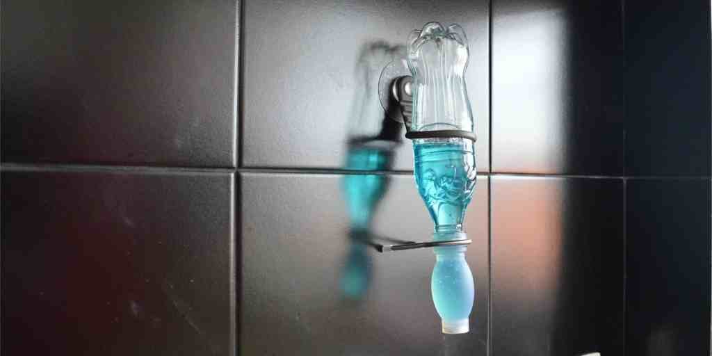 PebbleMagazine's tweet photo. Turn used soda bottles into new wall-hanging refillable soap dispensers. These are great for the environment and perfect for small bathrooms and kitchens #thinkdif. 
https://t.co/X8McQBPojO https://t.co/dZ6uwgJRrs