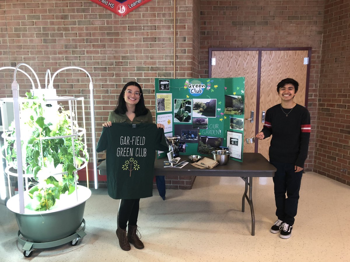 Gar-Field Green Club Members setting up at The Breakfast of Champions to teach the future students of Gar-Field about the environment #SchoolOfChampions #ShouldHaveBeenAnIndian