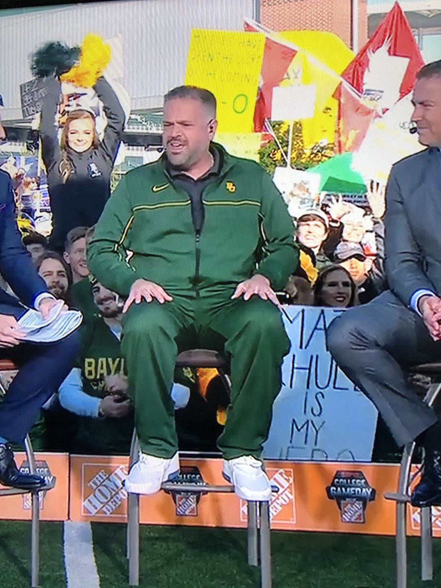 micahbackus's tweet photo. Did Matt Rhule borrow my 2008-11 Diamond Girls uniform? https://t.co/H9L9RpwakZ