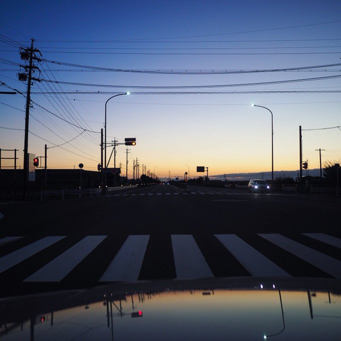 「横断歩道」のTwitter画像/イラスト(古い順｜RT&Fav:50)