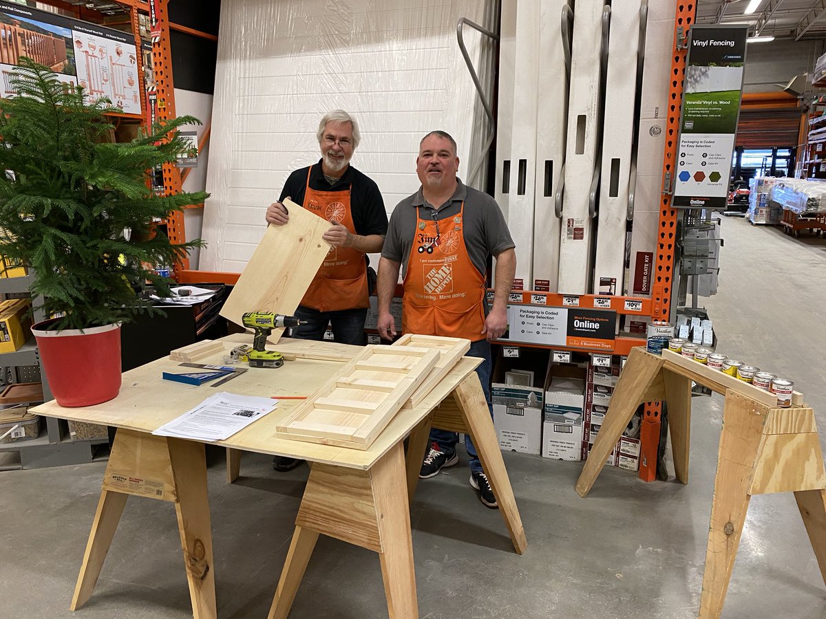 Kevin and Jim demonstrating some hands on learning by showing customers how they can make and what to purchase to make their own Xmas tree stand box.<a href="/THDWhiteLake/">THD White Lake</a> @dennissanders13 @jason_stubbe <a href="/dartonsmommy07/">Jennifer Schiller</a> <a href="/McFarrenGary/">Gary McFarren</a>