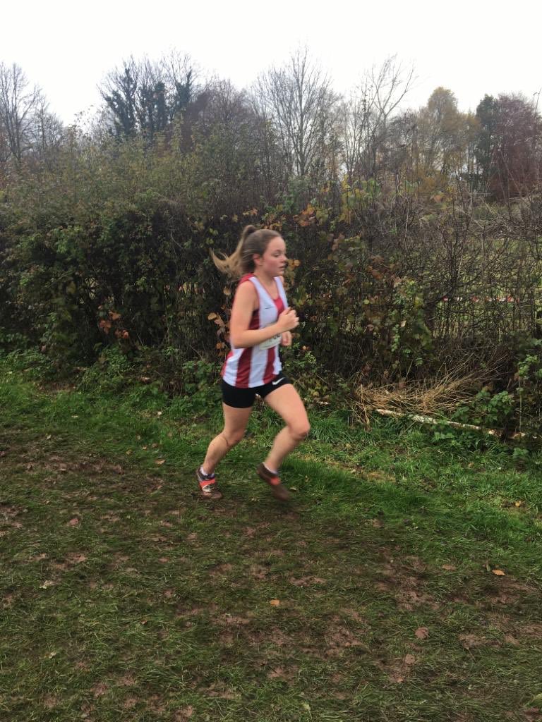 Top effort by my eldest Catrin today at the Welsh Inter Regional Cross Country Championships in Brecon running for South Wales U17 women’s team. @addgorffygcr @SWalesAthletics #TrawsGlad #WelshIRXC19 #prouddadtweet