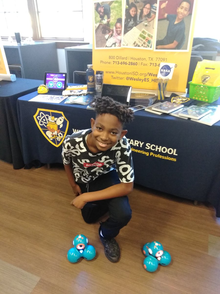 TSUproud's tweet photo. Wesley is #bringingbackexcellence with robotics & coding!!! I brought help today, meet Kaleb, Dash1 & Dash 2 @Milby_HS #STEMmatters #STEMeducation @MCWSTEM @MrCotter_ @ZGatson2 @msap2017 #HISD @HISDChoice @A180_HISD @LaKiaLeo78 #AerospaceEducator #winnovate @WesleyES_HISD https://t.co/rv31DI9SUT