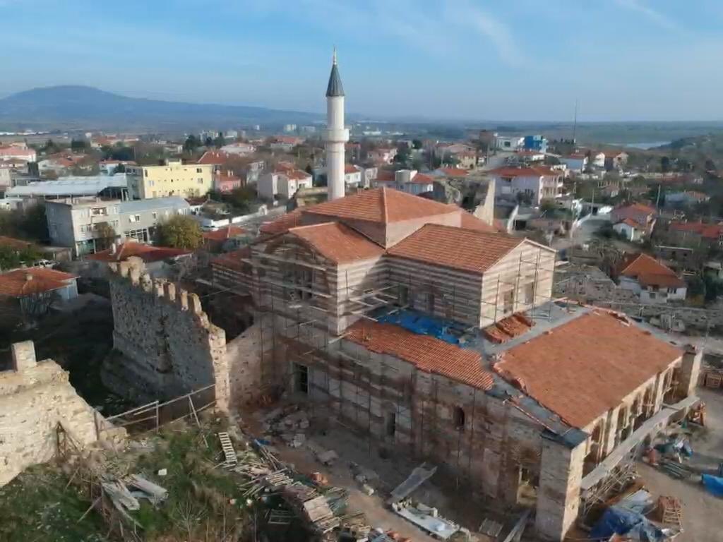 1965 yılından bugüne kapalı olan Edirne/Enes Fatih (Ayasofya) Camisinin restorasyonu bitme aşamasına geldi. Önümüzdeki aylarda inşallah ibadete açılacaktır.