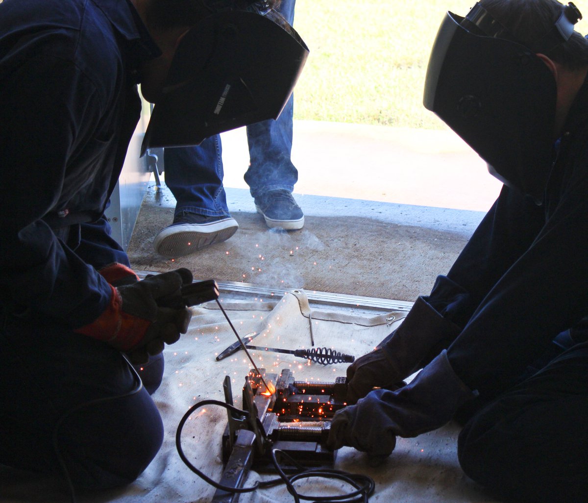 HarmonicsSolar's tweet photo. Our teams mechanical group is learning how to weld to begin putting the car together. 
Our electrical group is working on the addition of the emergency kill switch.
Let the welding begin! https://t.co/HGYAp3Lzru