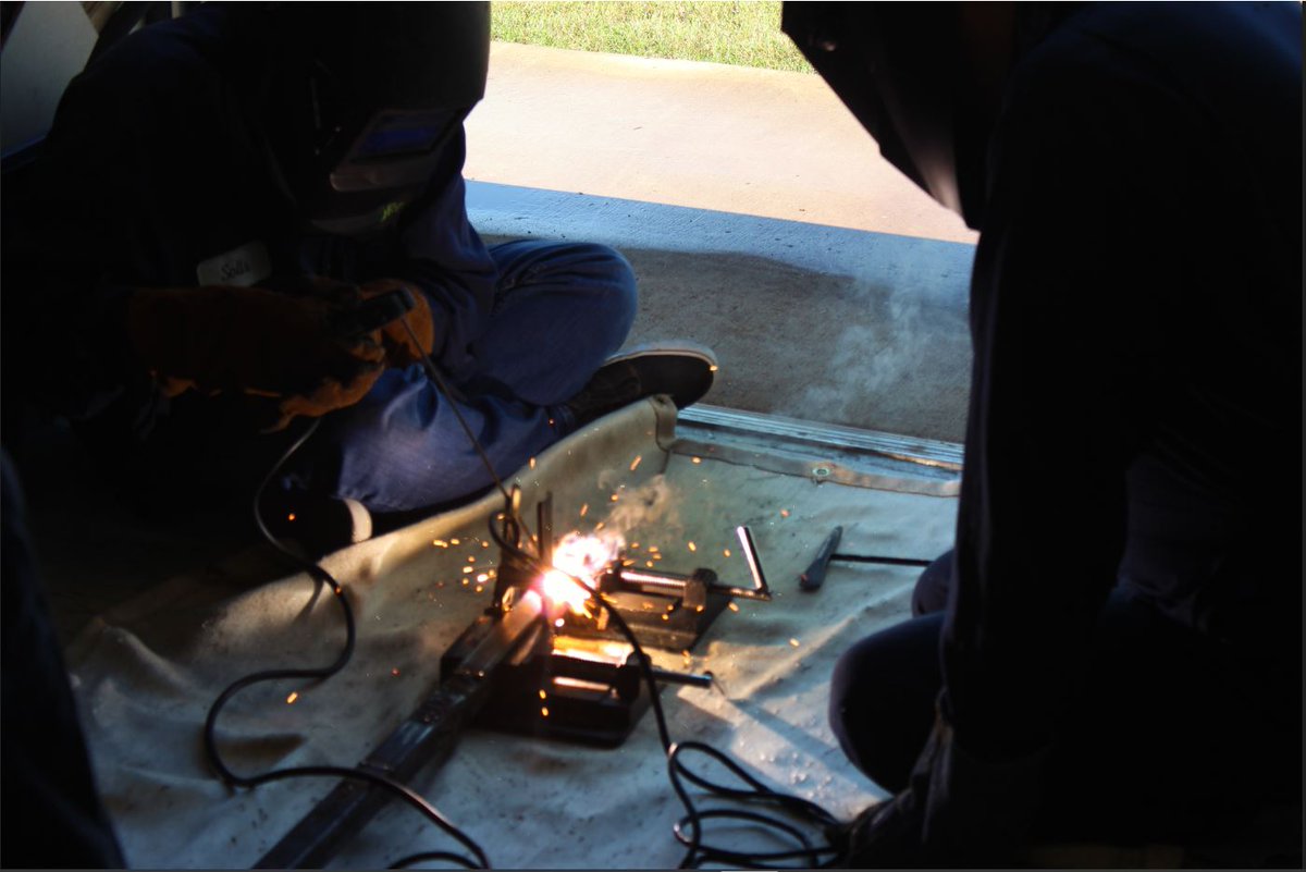 HarmonicsSolar's tweet photo. Our teams mechanical group is learning how to weld to begin putting the car together. 
Our electrical group is working on the addition of the emergency kill switch.
Let the welding begin! https://t.co/HGYAp3Lzru