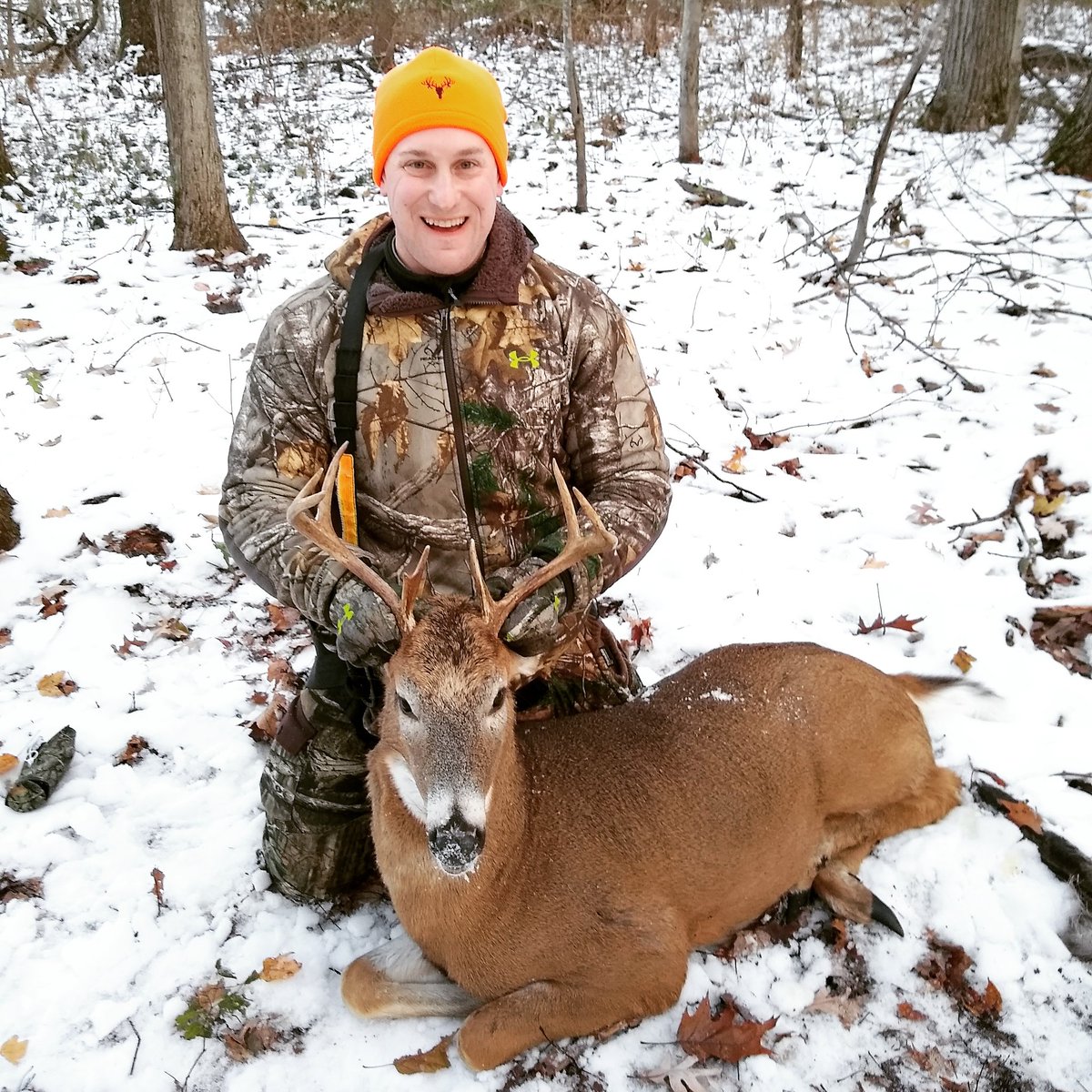 twdrenth's tweet photo. It was a beautiful morning on the farm, improved by harvesting this 9 point buck.
#TDadventures #TDhunts #SkyView42 #deerhunting #deerseason #buckfever https://t.co/Ehfra0sEcS