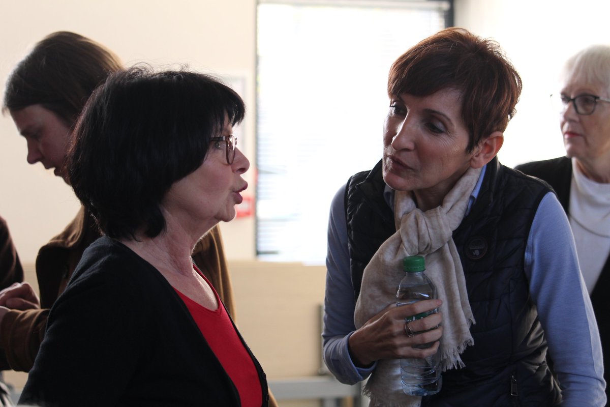 stvillemin's tweet photo. Réunion de travail productive et constructive ce matin pour continuer notre démarche à l'écoute des Colmariennes et des Colmariens. 

Je suis fière d'être entourée par cette équipe motivée aux profils divers et complémentaires. #HorizonColmar https://t.co/EBBtukjh2l