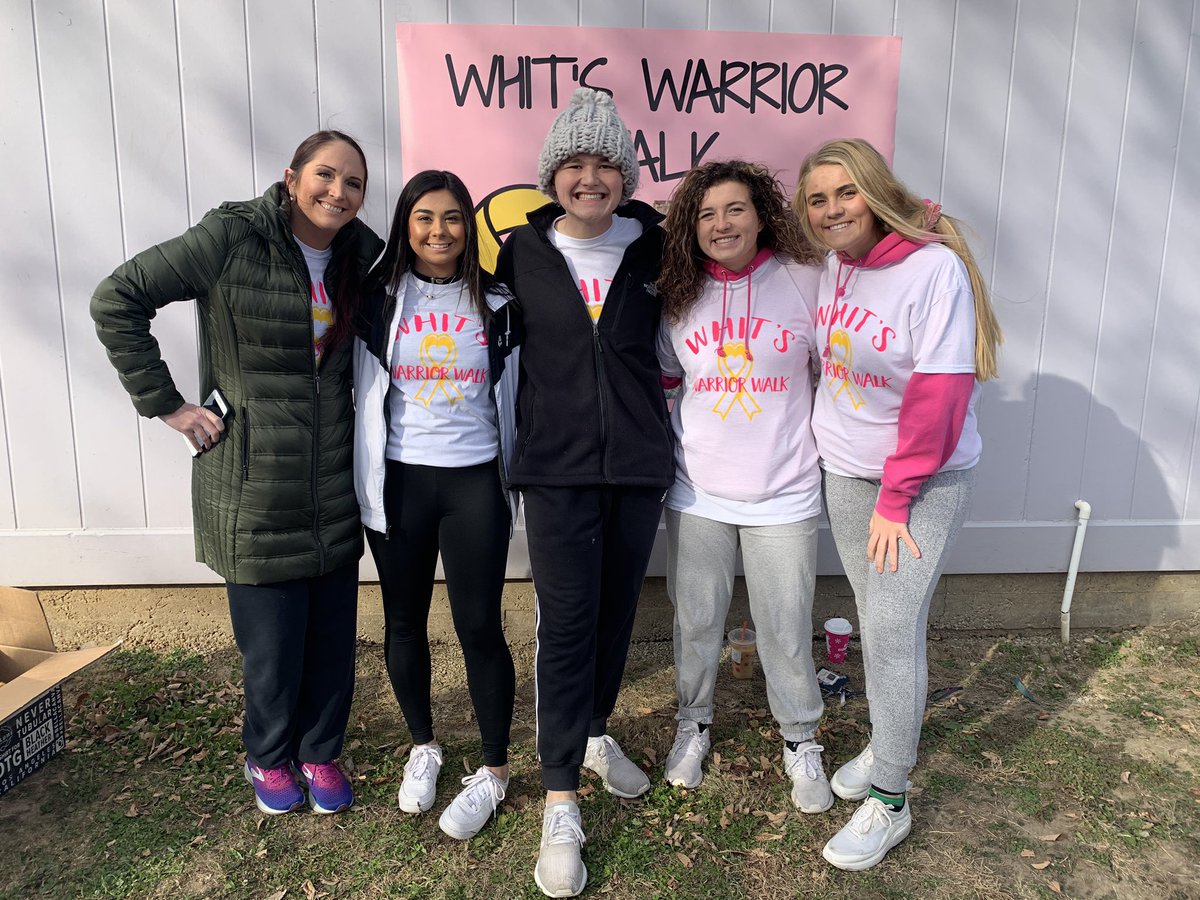 This awesome group of <a href="/LHSIrish/">Lafayette High School</a> students and their teacher did a great job organizing the Whit’s Warriors Walk for the Wells’ family. #WEareSJSD