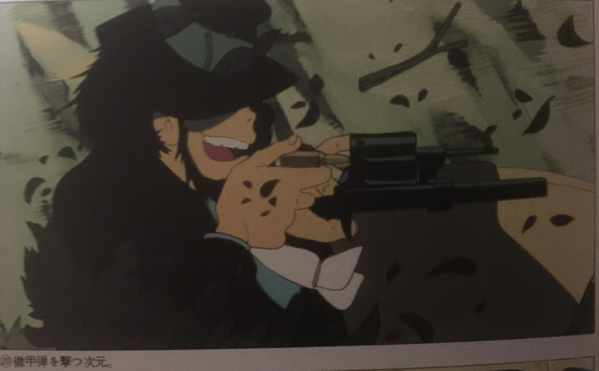 じゃっきーwaka Type 5 拳銃に詳しくないですが 同じ 357マグナムでも 劇場版シティーハンター新宿プライベート アイズでの冴羽獠のフルメタルジャケット弾 ルパン三世カリオストロの城での次元大介のマグナム弾 徹甲弾 特徴を捉えた演出がされてい