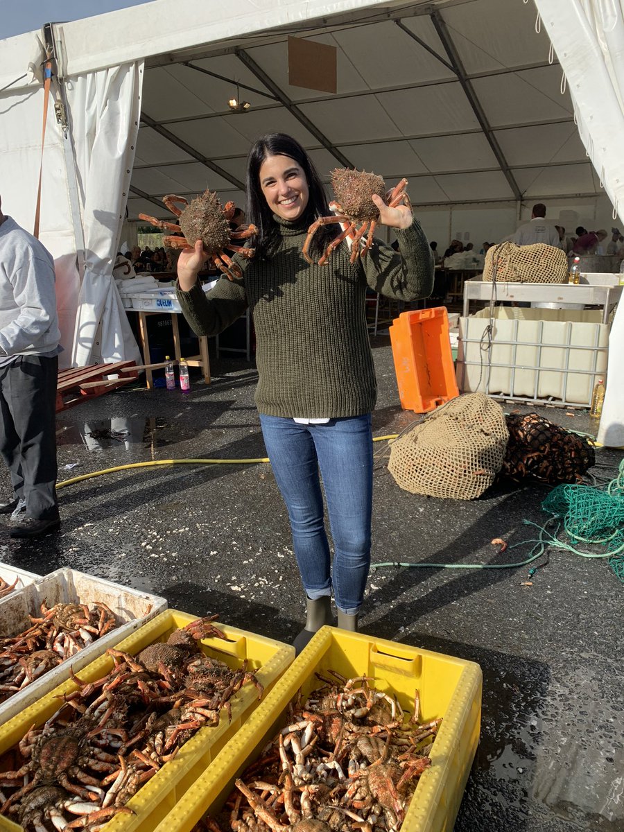 NazarethCG's tweet photo. Centolas! 🦀🦀🦀 Como estas!
IV Festa da Centola de #Lorbe!
#Galicia #Mar #Peixiños 🐙🦀🐠 https://t.co/UHEgK30otA