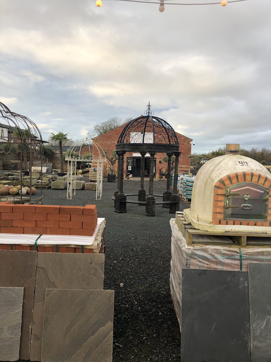Resiplyltd's tweet photo. Had a successful day exhibiting our jointing compound ResiDual at Stone UK (Barton) https://t.co/yHRZ0Mc3Sx