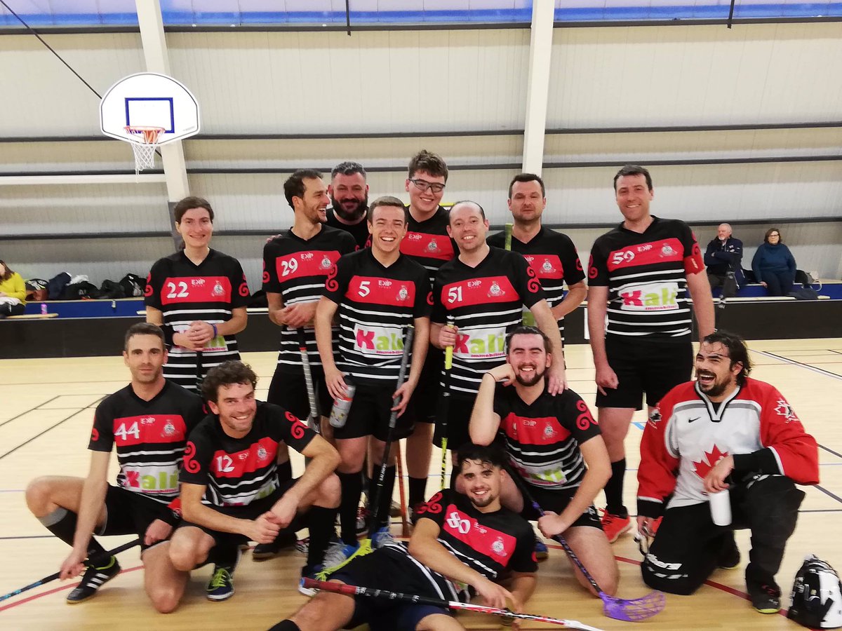 Première victoire de la saison pour les <a href="/CelticsBrest/">Brest Floorball</a> ! Succès très serré obtenu dans un match à suspense face à <a href="/NantesFloorball/">Nantes Floorball</a> 6-5.
Rdv demain pour la confrontation face à Tours.
#Brest #Floorball