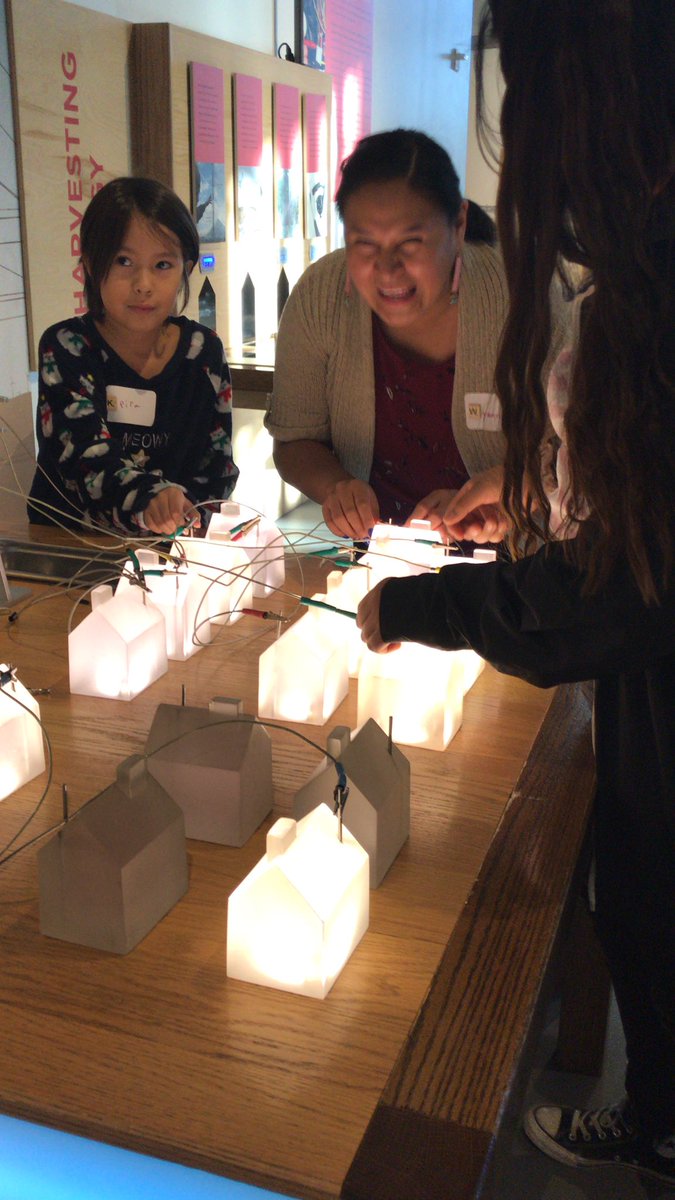 KerryKindermann's tweet image. Learning a new skill. #sparkSHIFTlab