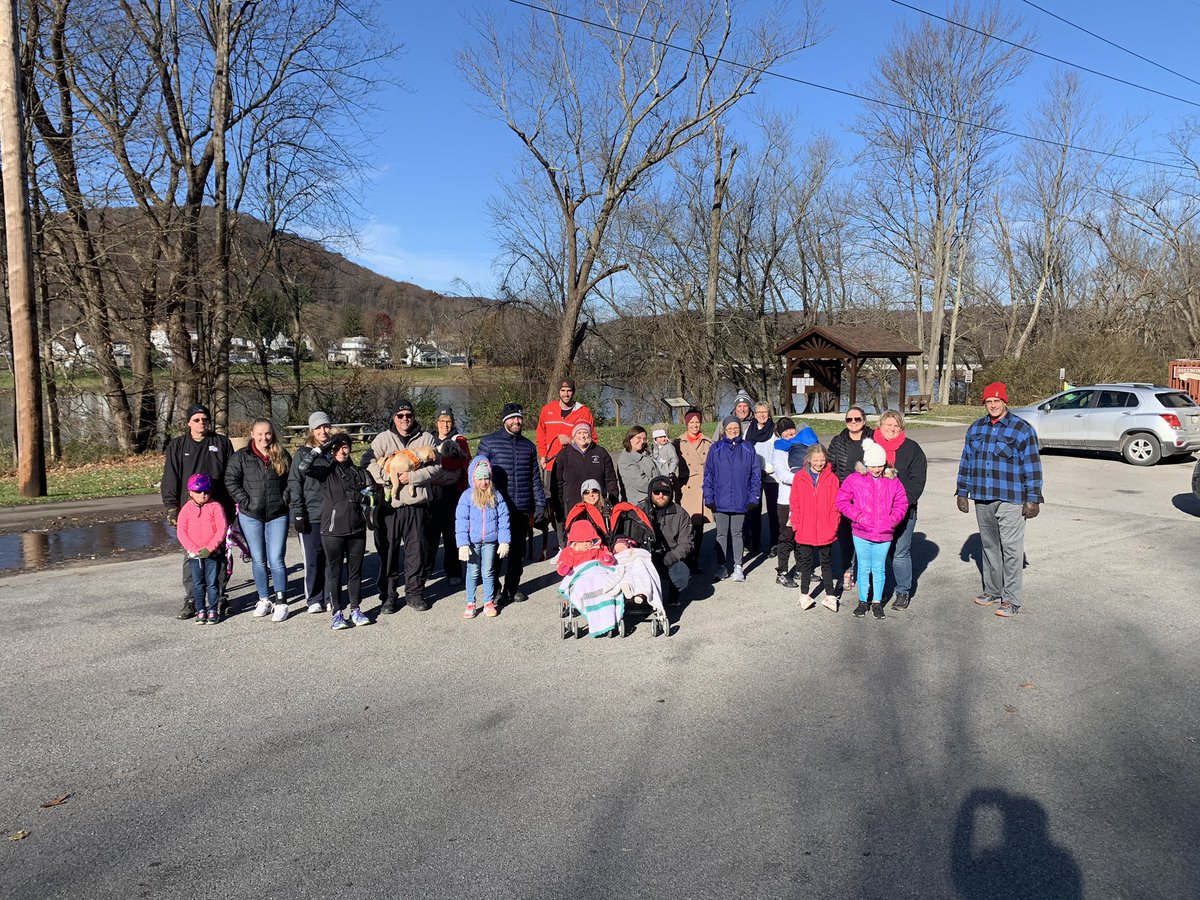 A day ahead of #NationalTakeAHikeDay these overachievers braved the cold for their 60 minutes of activity on the Justus Trail! #knightswellness  Thanks for joining us!