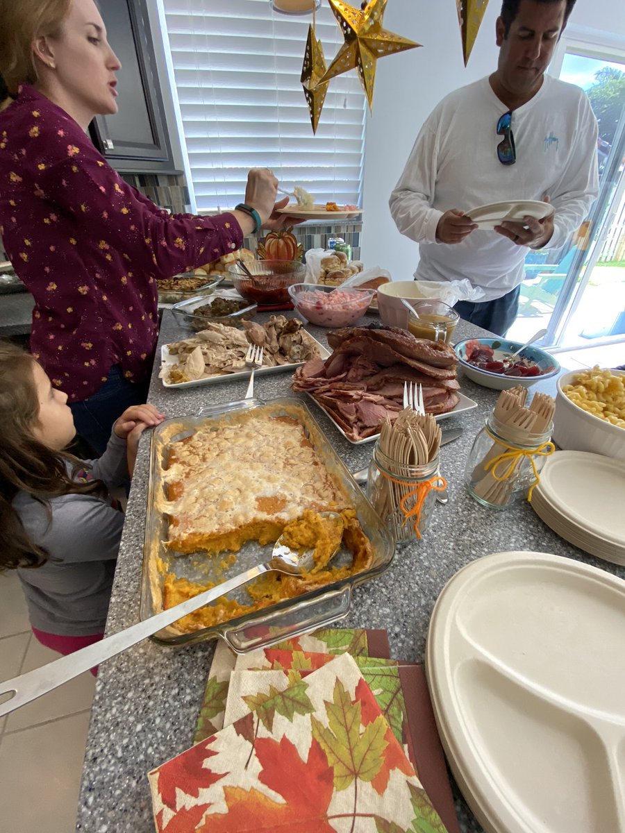 adiraina's tweet photo. Friendsgiving and birthdays! #ChurchOutThere #HomeGroup @goFamilyChurch https://t.co/zrypxpRakH