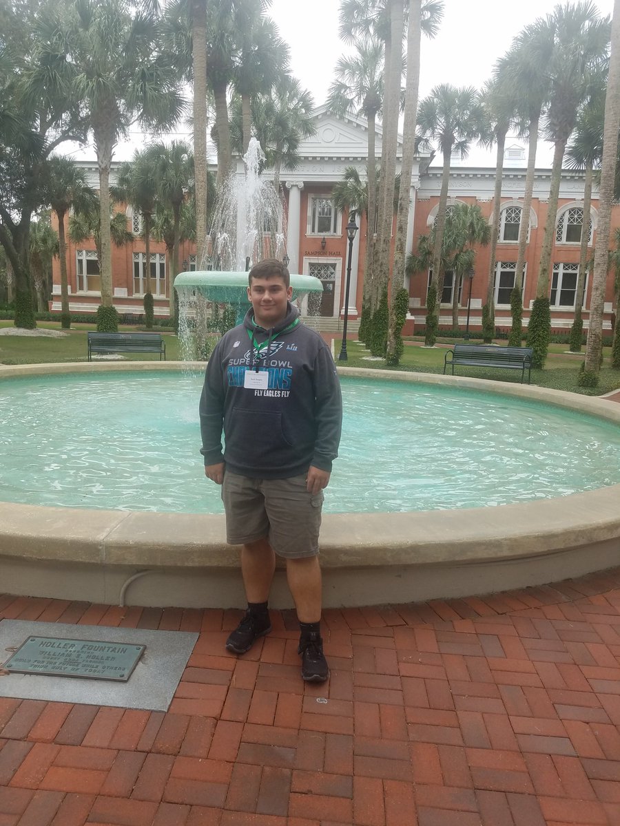 BethSorgini's tweet photo. Enjoying the Open House at Stetson University #futurehatter #visitstetson https://t.co/w1773FSTiH