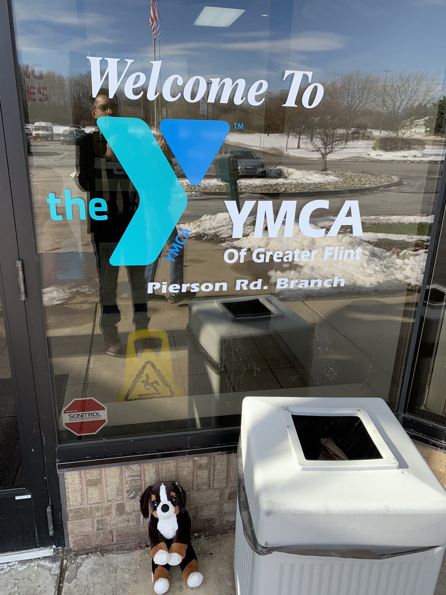 AutismLight's tweet image. Augie of @JacksPlace4Aut is visiting the Pierson Road YMCA @YMCA_of_Flint. We are meeting such wonderful people in a beautiful facility.