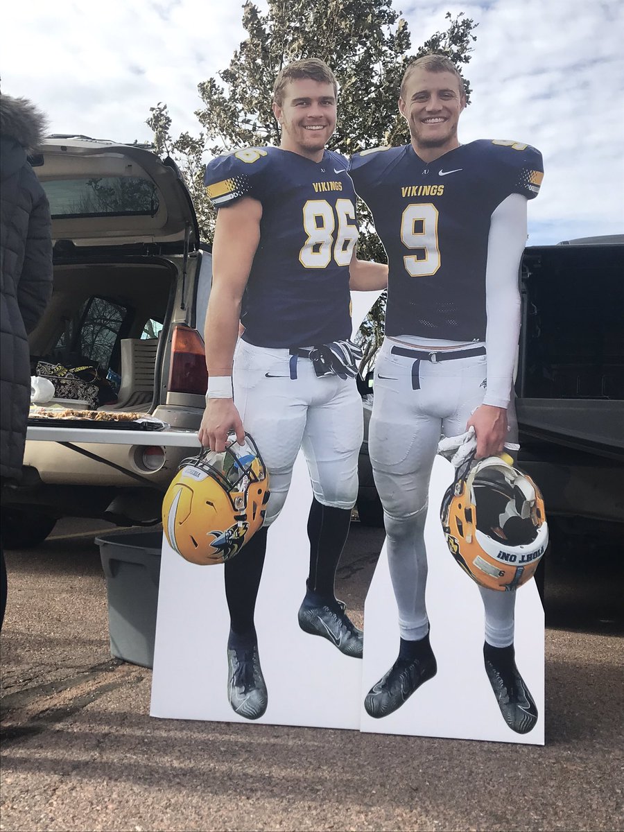 GoAugie's tweet photo. Saving the Best for Last ⚔️☀️

The final @AugieFB tailgate is already packed with sunshine, smiles and senior tributes! 

#BuildingChampions https://t.co/m7h6MgsJtQ
