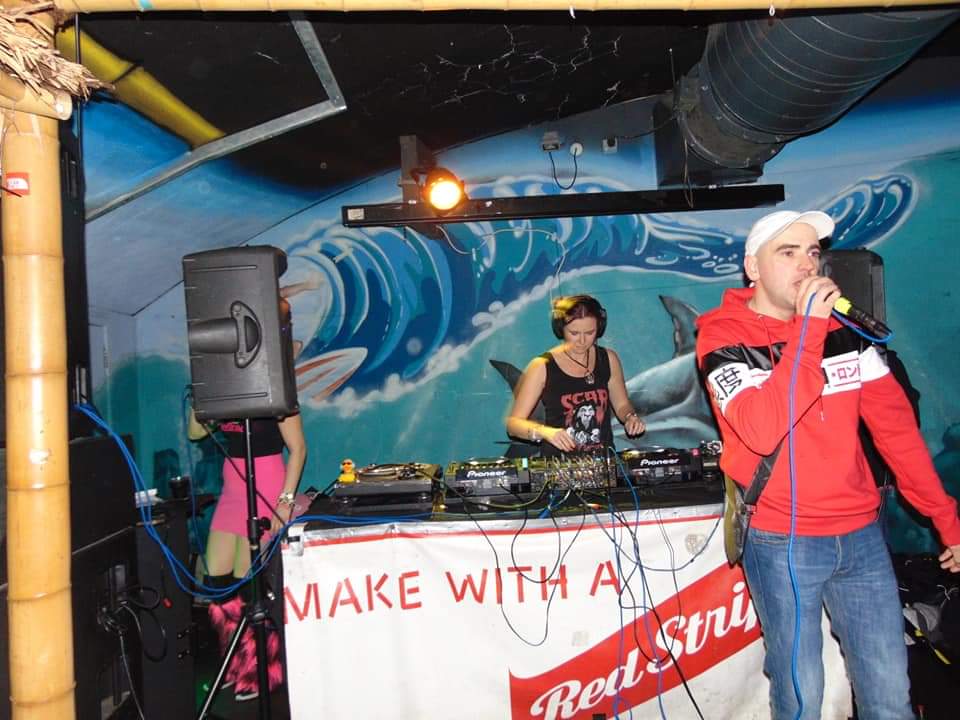 MCDuwkins's tweet photo. DJ delicious btb DJ sc@r MC Duwkins on ace vibes I love these two so much for all the postive vibes they bring me #djdelicious #djscar #mcduwkins #postivevibes #amazingdjs #allfortheravers #plurvibes https://t.co/3DWGvKIHPr