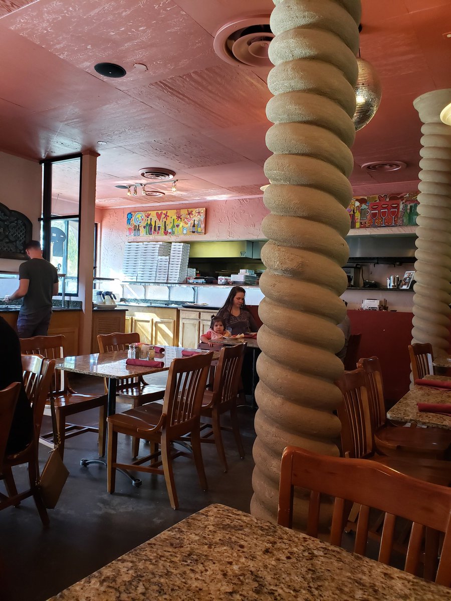 macteachs's tweet photo. @jon9209 thinking of a dear friend as I'm having lunch at Chadras.  Good memories! Wishing you were here! https://t.co/u7eu7v65Ez