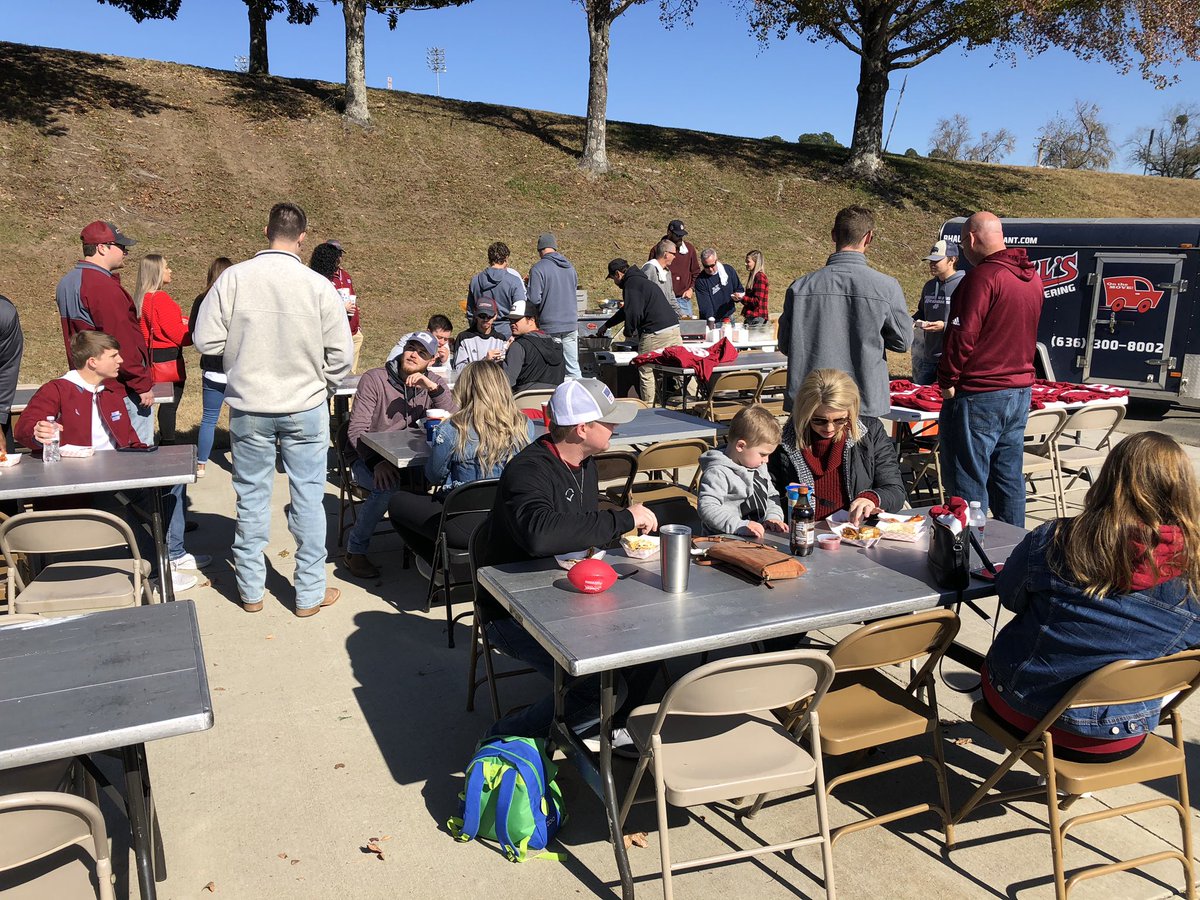 A huge thanks to B.Halls from Fallon, MO for cooking for our Alumni tailgate today!