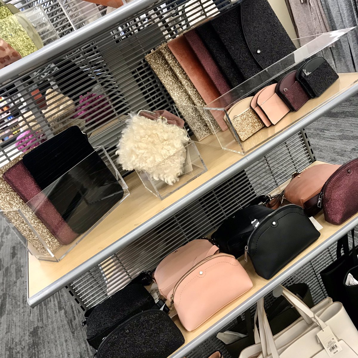 #TargetSTYLE Glitter &amp;Glam looks for ALL of your #Holiday2019 festivities. #TARGET #TargetVM #Target2119